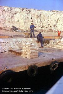 MARSEILLE ILE DU FRIOUL 1974 -RATONNEAU(22)